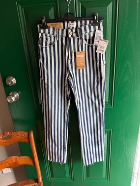 Kensie High-Rise Vertical Stripe Jeans - Navy & White